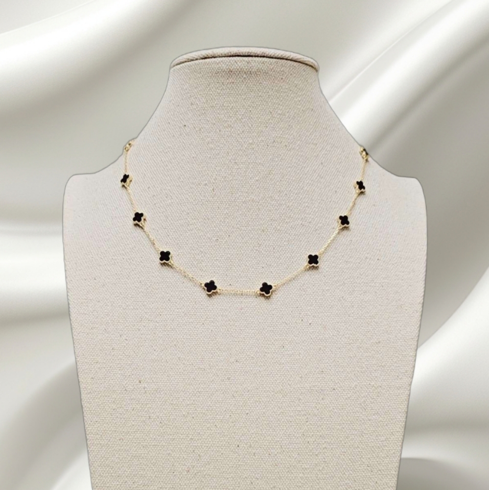 Ten Motives Alhambra Onyx Gold Necklace